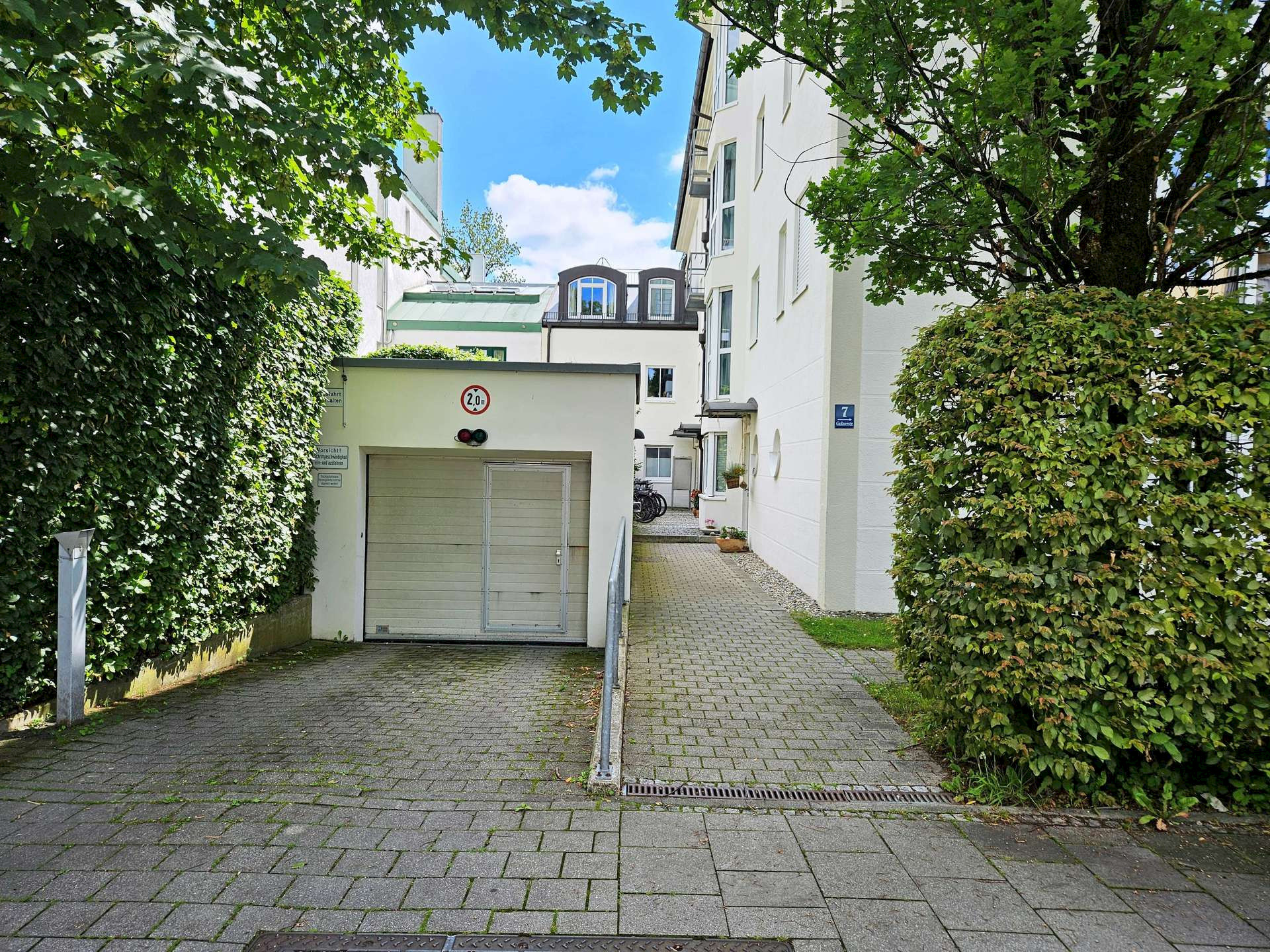 Einfahrt Tiefgarage