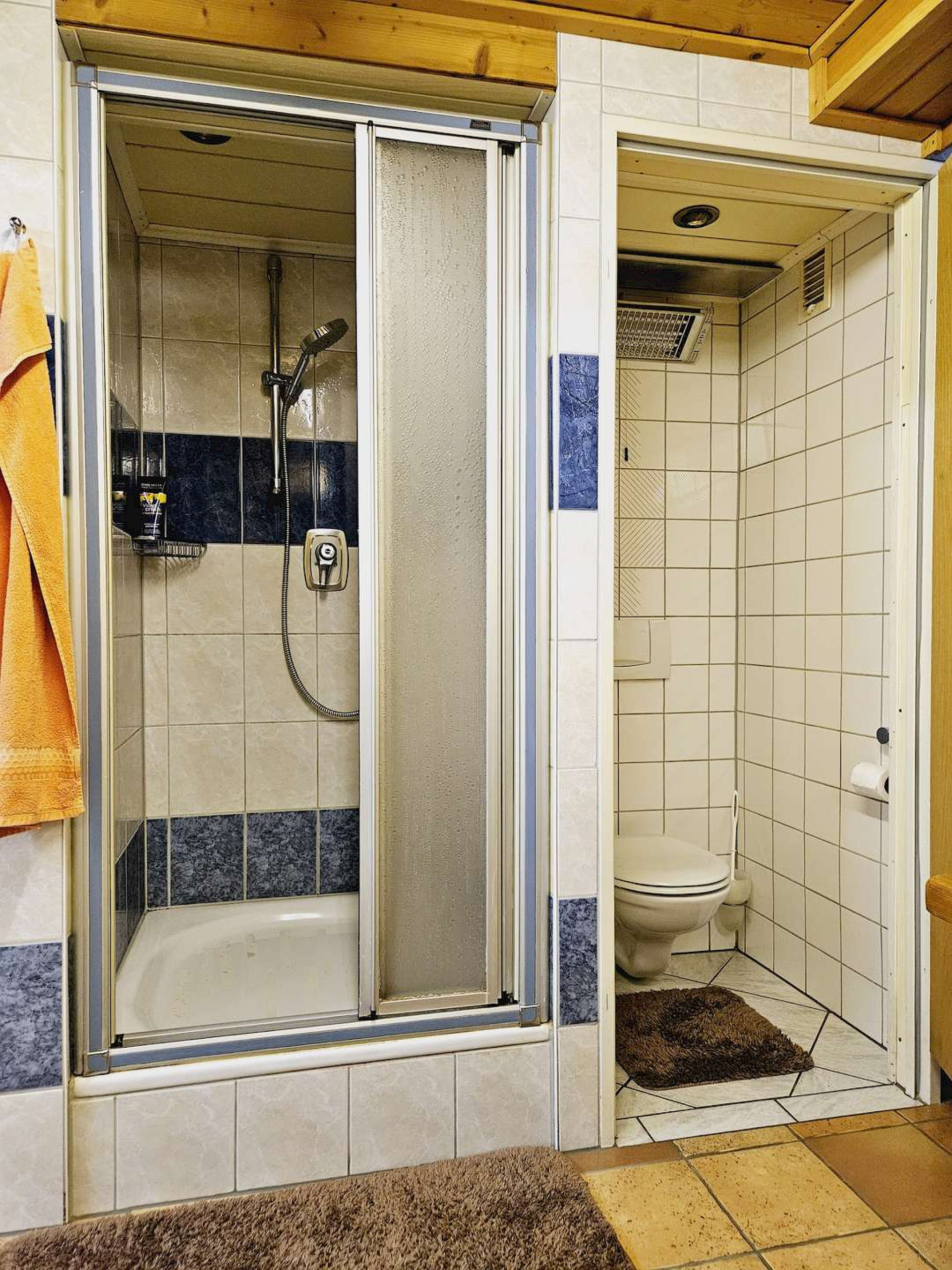 Dusche + Toilette Keller